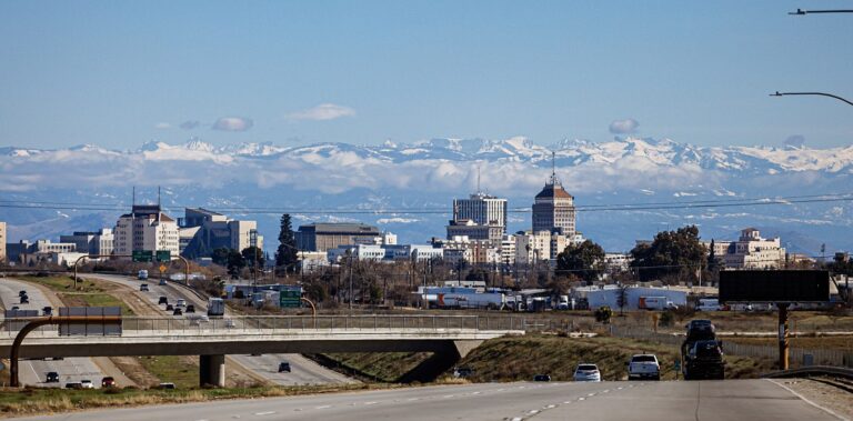 How Long Do Air Conditioners Last in Fresno?